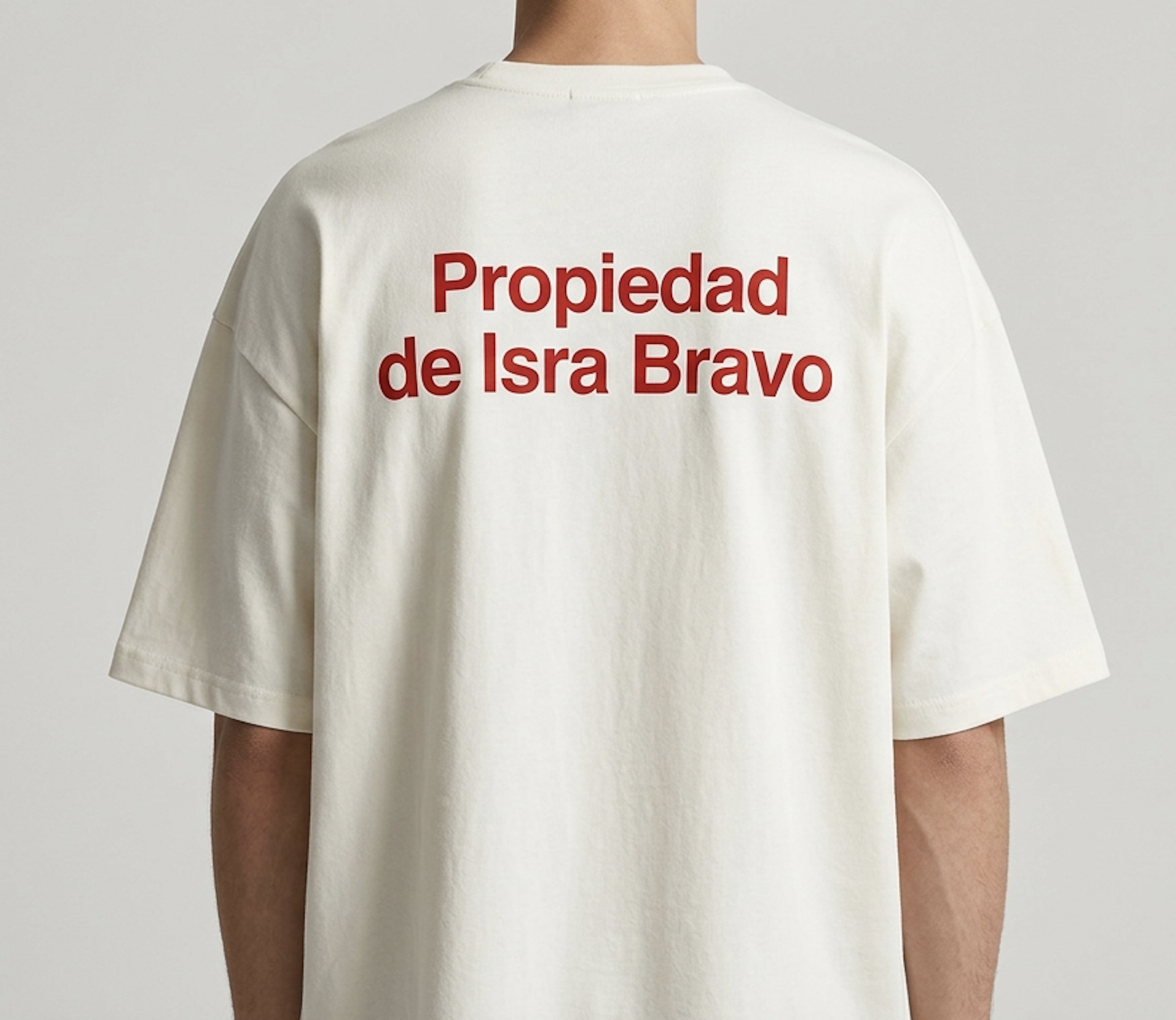 Propiedad de Isra Bravo